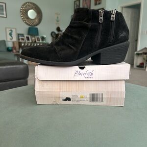 Blowfish Women's Size 11 Black Ankle Boots